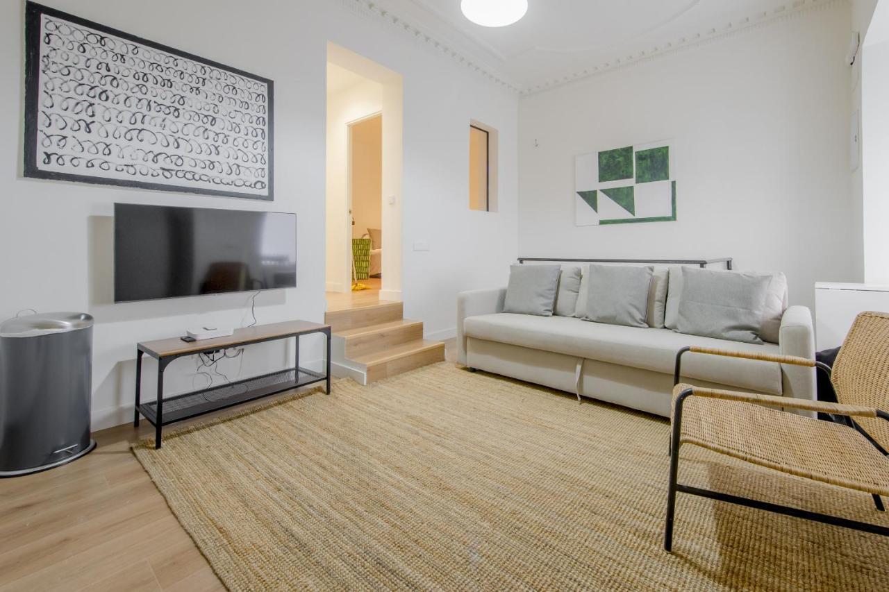 شقة مدريد  في Modern Apt & Cool Interior Design En El Retiro المظهر الخارجي الصورة
